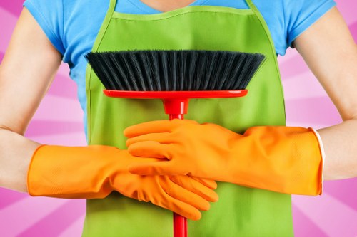 Local oven cleaning for a flat or apartment in Islington